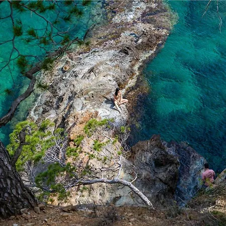 La Caleta * בגור